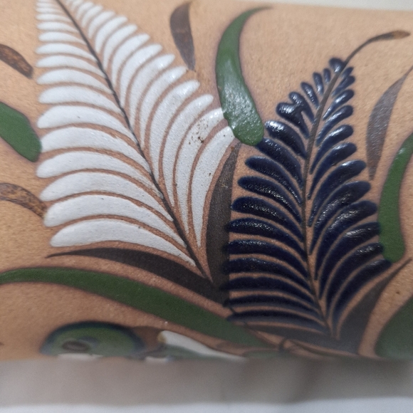 Vintage Tacat Hand Painted Folk Art Mexican Sandstone 9.5" Vase - Picture 4 of 6